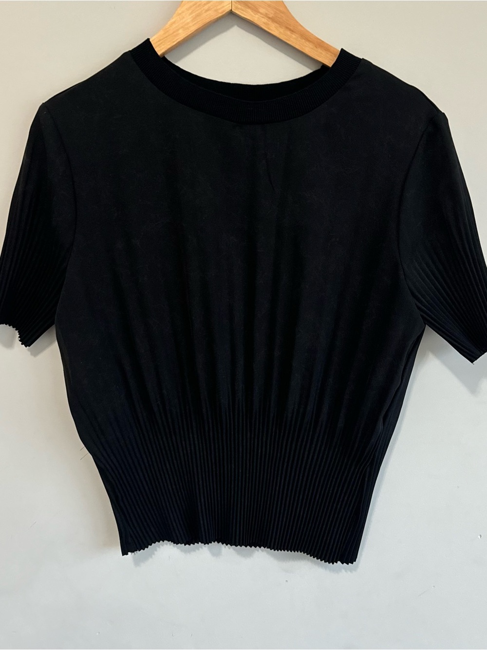 Current Air Black Short-Sleeve Ribbed Waist Top